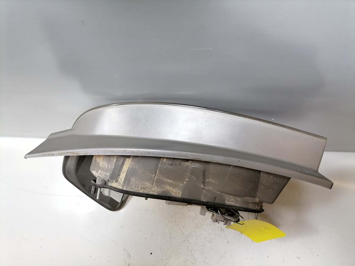 Toyota Corolla Verso original Rücklicht Rückleuchte Schlussleuchte rechts Bj.2004